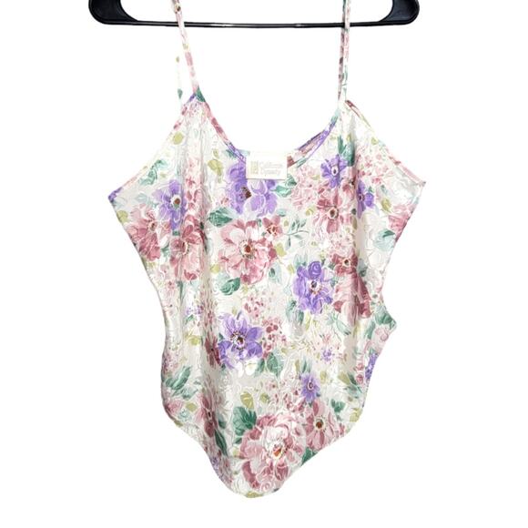 California Dynasty Other - Vintage California Dynasty Satin Floral Scoop Neck Round Hem Cami Women Sz M